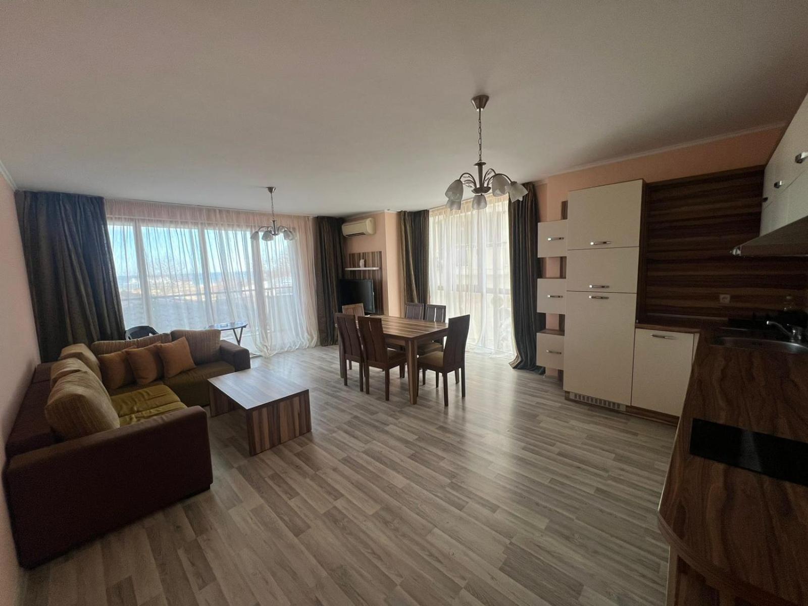 Long Beach Resort Shkorpilovtsi Esterno foto